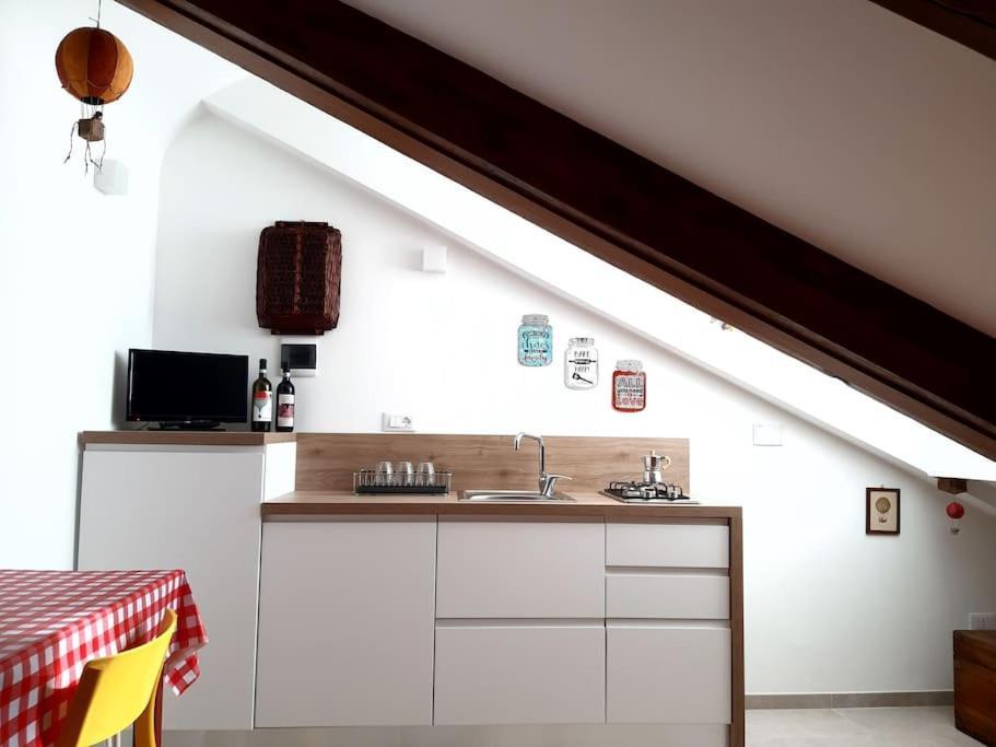 La Mansarda Delle Mongolfiere Apartamento Turim Exterior foto